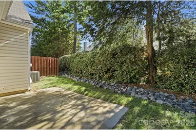 6068 Bobcat Place, Charlotte, NC 28269 - Photo 22