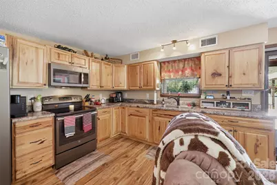 176 + 174 Oak Hollow Road, Union Grove, NC 28689 - Photo 32