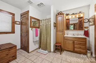 176 + 174 Oak Hollow Rd, Union Grove, NC 28689 - Photo 28