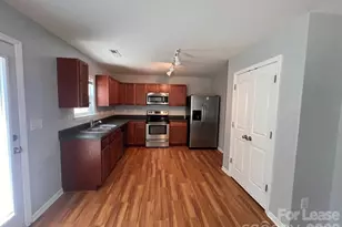 9505 Drains Bay Ct, Charlotte, NC 28214 - Photo 4