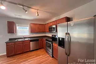 9505 Drains Bay Ct, Charlotte, NC 28214 - Photo 12