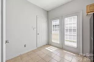 6330 Derryfield Dr, Charlotte, NC 28213 - Photo 6