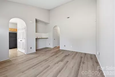 6330 Derryfield Drive, Charlotte, NC 28213 - Photo 4