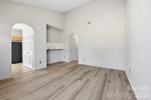 6330 Derryfield Dr, Charlotte, NC 28213 - Photo 4