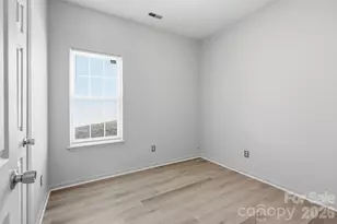 6330 Derryfield Dr, Charlotte, NC 28213 - Photo 12