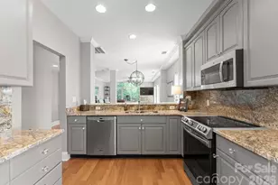 400 N Church St, Charlotte, NC 28202 - Photo 12
