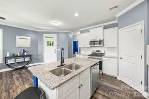 1095 Chicory Trce, Lake Wylie, SC 29710 - Photo 10