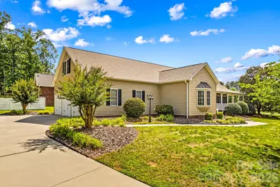 101 Devonshire Lane, Salisbury, NC 28146 - Photo 2