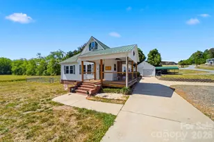 4039 Hartland Rd, Lenoir, NC 28645 - Photo 2