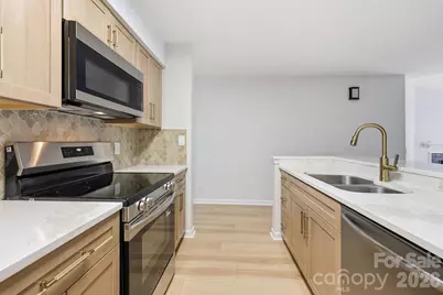 18801 Nautical Drive #304, Cornelius, NC 28031 - Photo 16