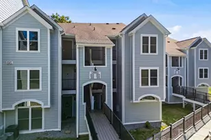 18801 Nautical Dr, Cornelius, NC 28031 - Photo 2