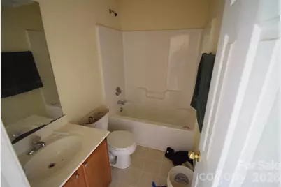 633 Overlook Road, Lowell, NC 28098 - Photo 8