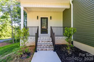 610 Queens Dr, Dallas, NC 28034 - Photo 6