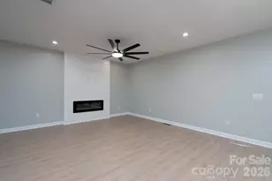 610 Queens Dr, Dallas, NC 28034 - Photo 18