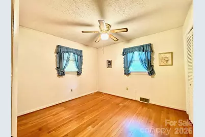 213 N Park Lane, Black Mountain, NC 28711 - Photo 14