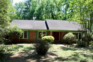 5700 Ganymede Pl, Charlotte, NC 28227 - Photo 2