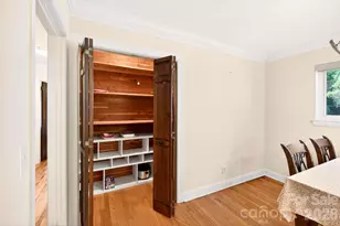25 Bevlyn Dr, Asheville, NC 28803 - Photo 16