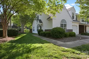 8935 Houston Ridge Rd, Charlotte, NC 28277 - Photo 2