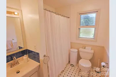378 Dillingham Circle, Asheville, NC 28805 - Photo 10