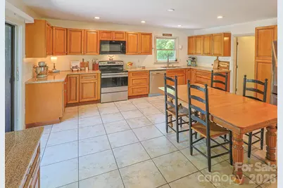 378 Dillingham Circle, Asheville, NC 28805 - Photo 6