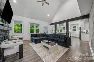 9712 Worley Dr, Charlotte, NC 28215 - Photo 10