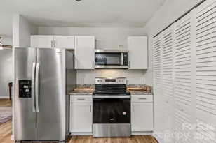 133 Highland St, Weaverville, NC 28787 - Photo 8