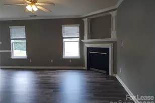 7302 Woodbourne Ln, Charlotte, NC 28273 - Photo 6