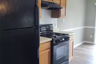 7302 Woodbourne Ln, Charlotte, NC 28273 - Photo 2