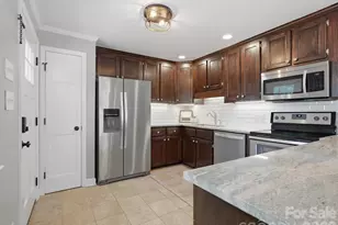 303 Sidney Johnson St, Fort Mill, SC 29715 - Photo 22