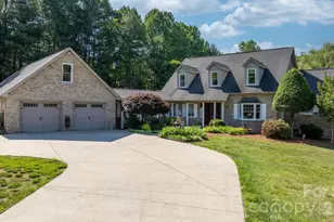 401 Redwood Ct, Lenoir, NC 28645 - Photo 2