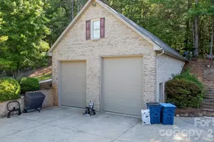 401 Redwood Ct, Lenoir, NC 28645 - Photo 6