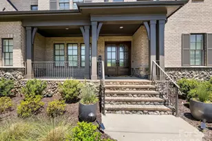 1115 Shelton Oaks Ct, Matthews, NC 28105 - Photo 2
