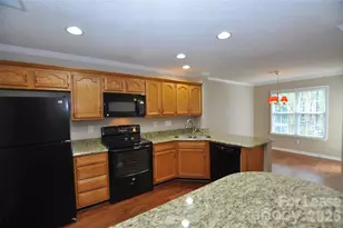 8421 Southgate Commons Dr, Charlotte, NC 28277 - Photo 10