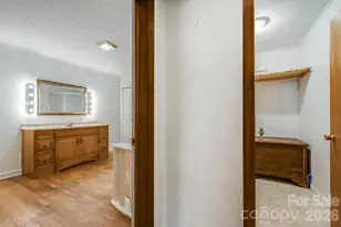 1111 Ammons Branch Rd, Marshall, NC 28753 - Photo 16
