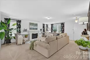 2610 Bramble Ridge Ct, Charlotte, NC 28215 - Photo 4