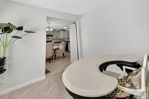 2610 Bramble Ridge Ct, Charlotte, NC 28215 - Photo 10