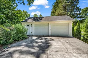 536 Maple St, Brevard, NC 28712 - Photo 10
