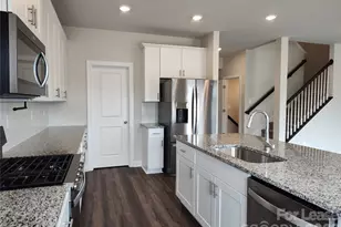 115 Sentinel Ct, Mooresville, NC 28115 - Photo 4