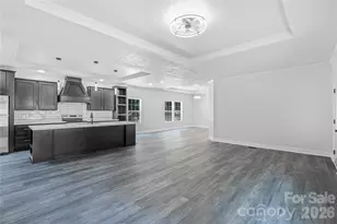 102 E Wilkins St, Dallas, NC 28034 - Photo 6