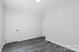 102 E Wilkins St, Dallas, NC 28034 - Photo 14
