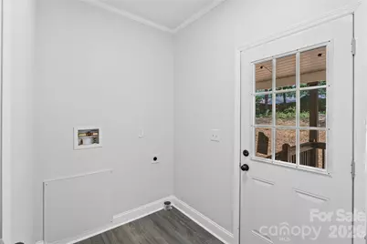 103 E Wilkins Street, Dallas, NC 28034 - Photo 26