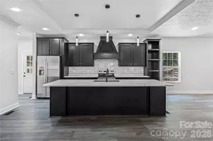 102 E Wilkins St, Dallas, NC 28034 - Photo 8