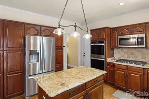 105 Braeside Cir, Asheville, NC 28803 - Photo 10