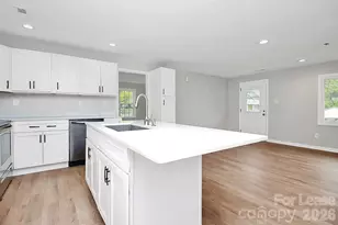 315 S Ransom St, Gastonia, NC 28052 - Photo 8