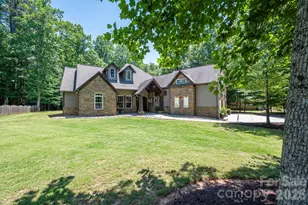 489 Evergreen Rd, Lake Wylie, SC 29710 - Photo 2