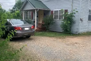 615 E Meeting St, Morganton, NC 28655 - Photo 2