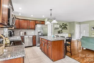 527 Trammell Ave, Canton, NC 28716 - Photo 6