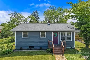 708 Prince Dr, Hendersonville, NC 28791 - Photo 18
