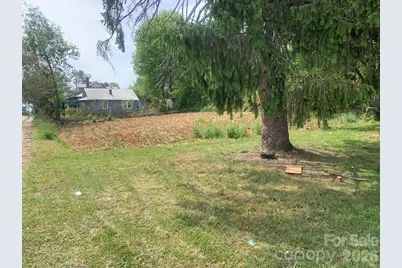 615 E Meeting Street, Morganton, NC 28655 - Photo 12