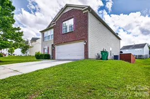 1533 Bray Dr, Charlotte, NC 28214 - Photo 2